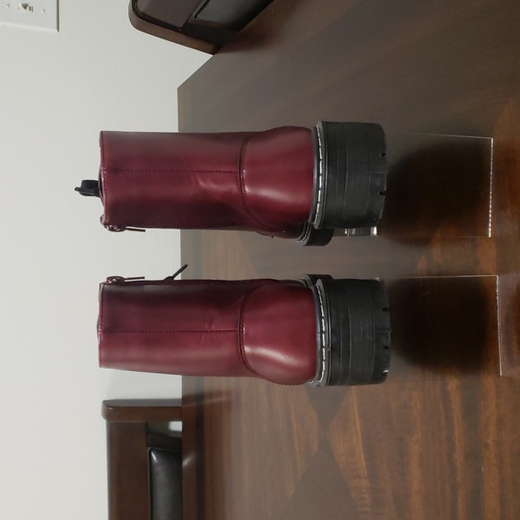 NWOT Sugar boots - Picture 3 of 4